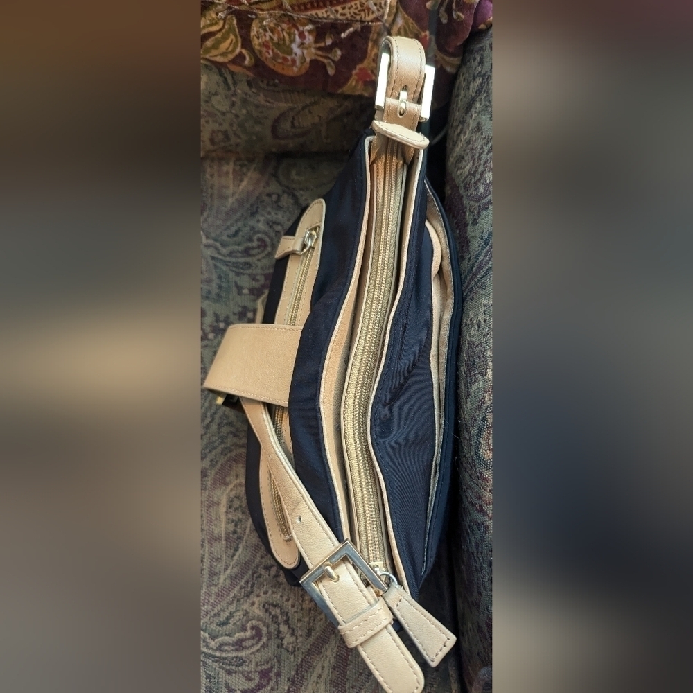 Vintage Ashreil Handbag - Picture 10 of 16